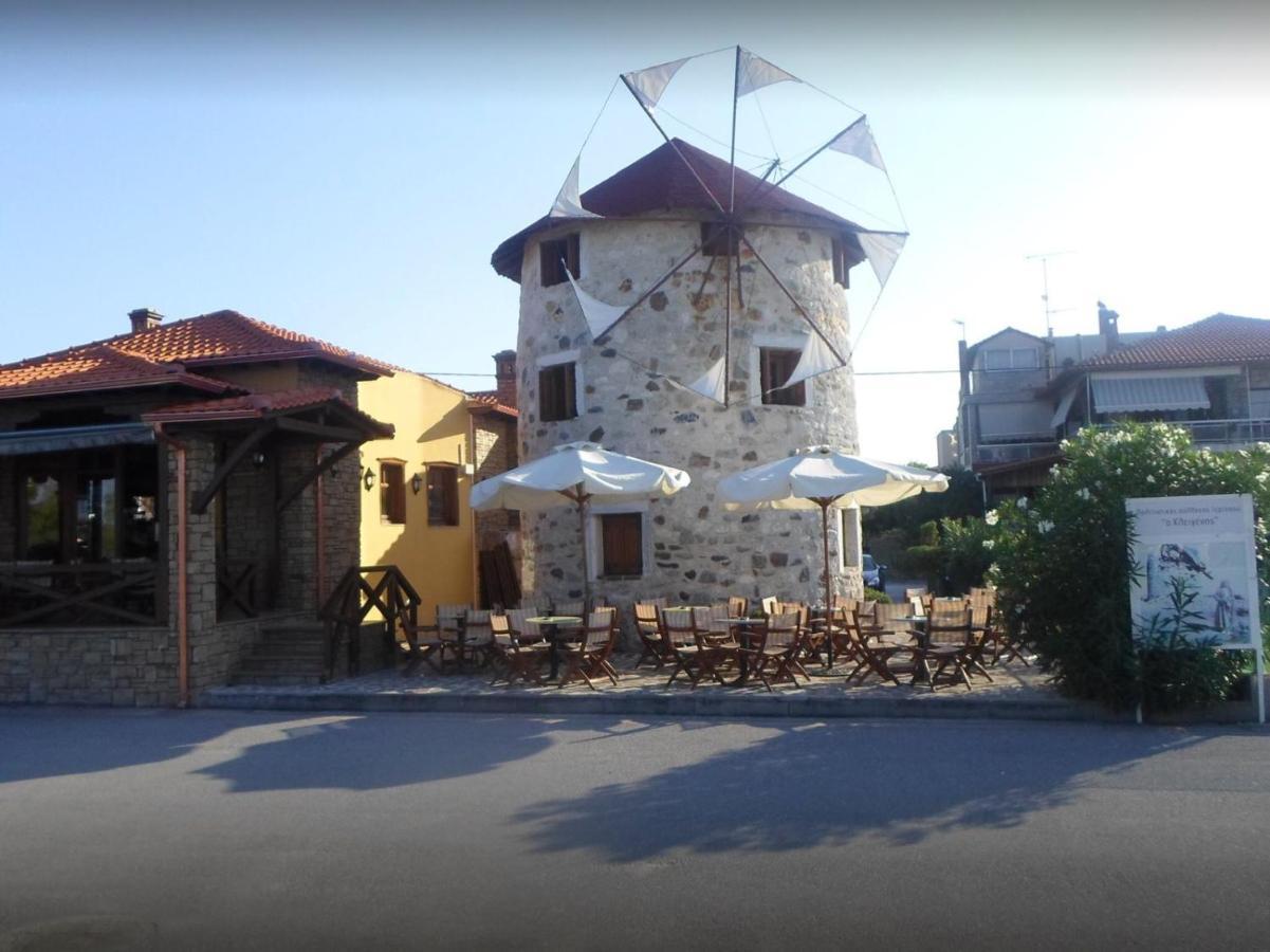Villa Ilyos อิเอริสโซส ภายนอก รูปภาพ